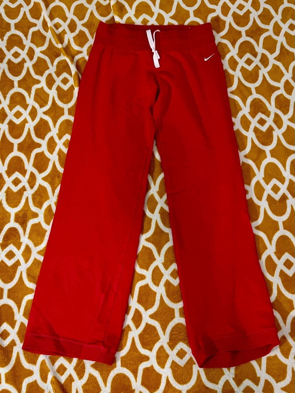 Nike Women’s Red Fleece Sweatpants Drawstring Elastic Waist XS